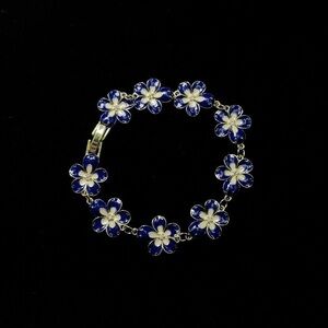 Elegant Blue and White Floral Bracelet